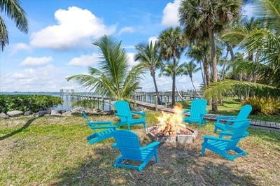 8100 S Highway A1A None
