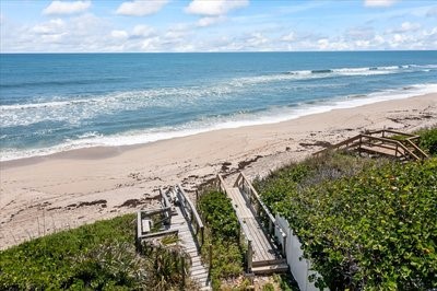8100 S Highway A1A None