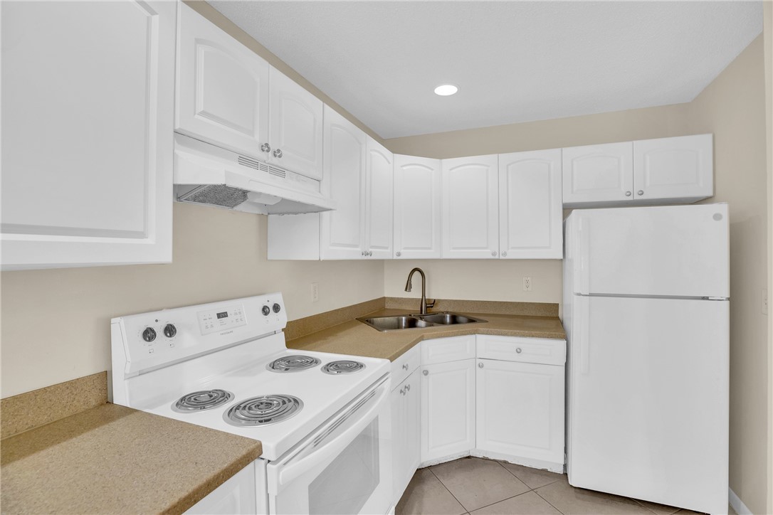 2015 Oleander Boulevard A
