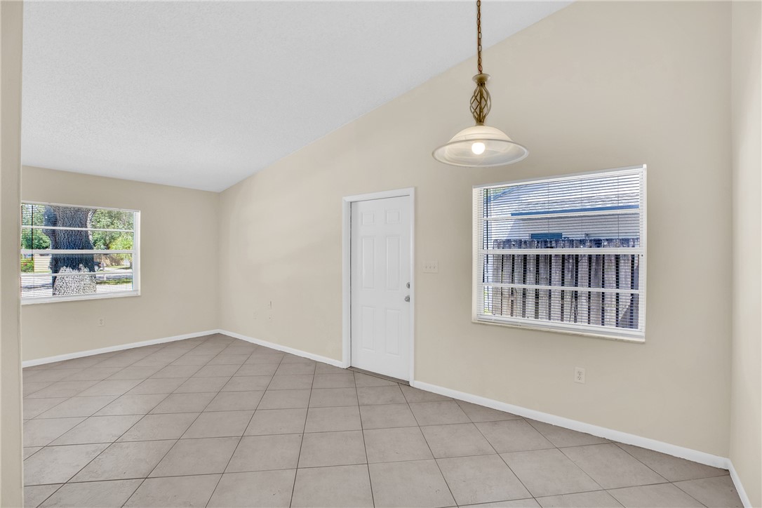 2015 Oleander Boulevard A