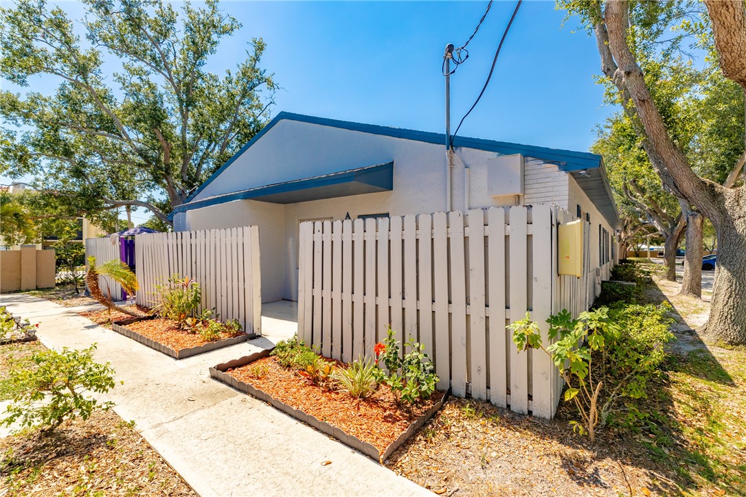 2015 Oleander Boulevard A