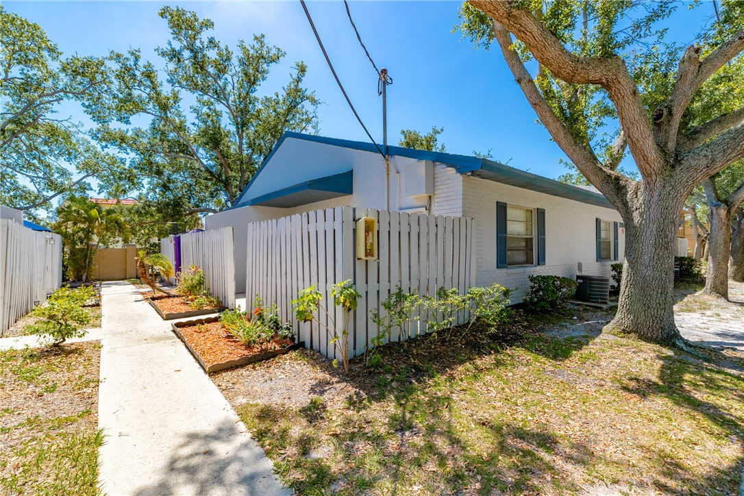 2015 Oleander Boulevard A