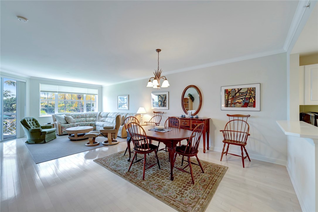 940 Turtle Cove Lane 208