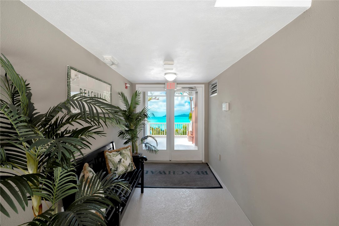 940 Turtle Cove Lane 208