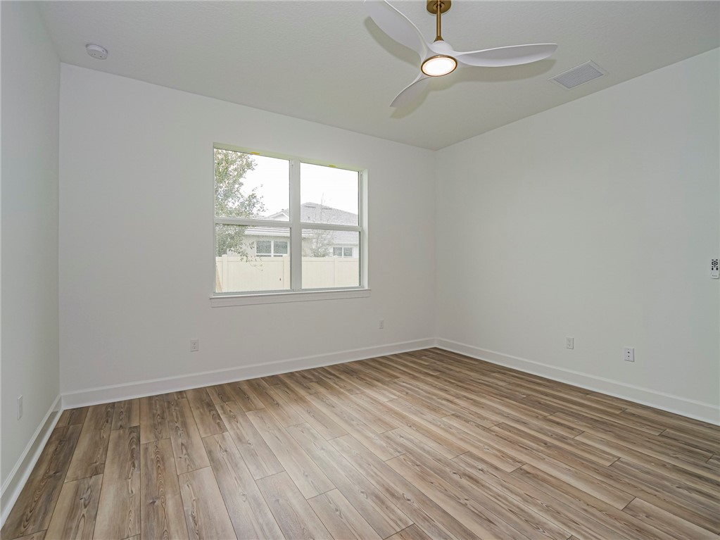 4487 Nautilus Cir Circle