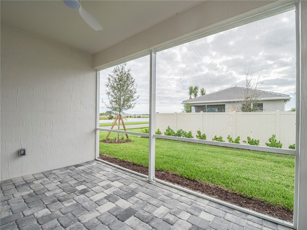 4487 Nautilus Cir Circle