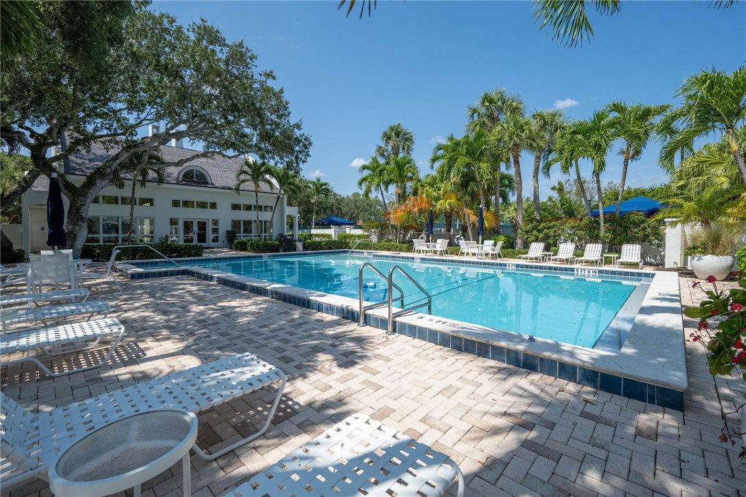 8455 Bay Leaf Lane 11