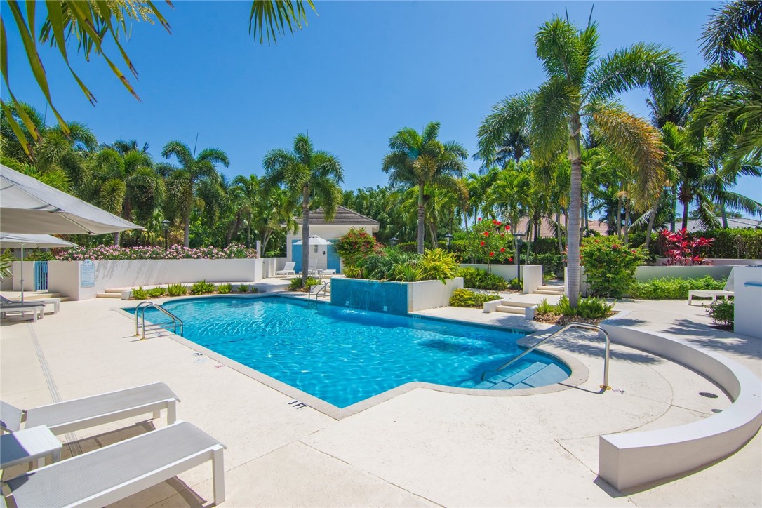 9013 Somerset Bay Lane 402