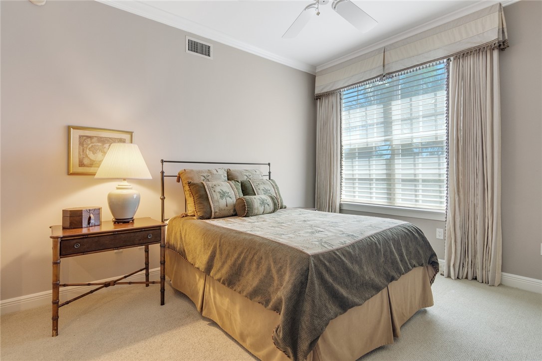 9013 Somerset Bay Lane 402