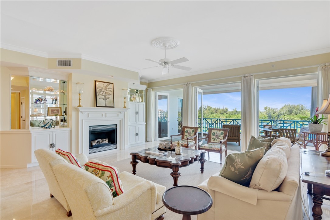 9013 Somerset Bay Lane 402