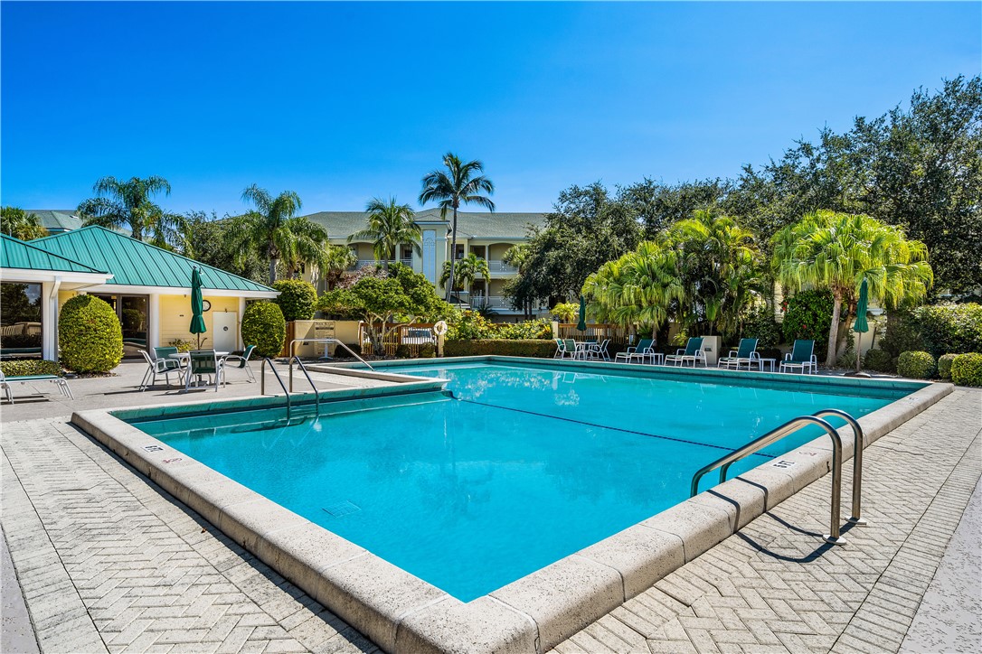 1910 Tarpon Lane 304