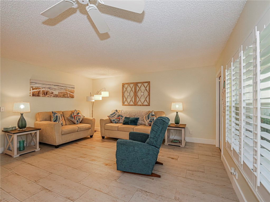 14 Vista Gardens Trail 102