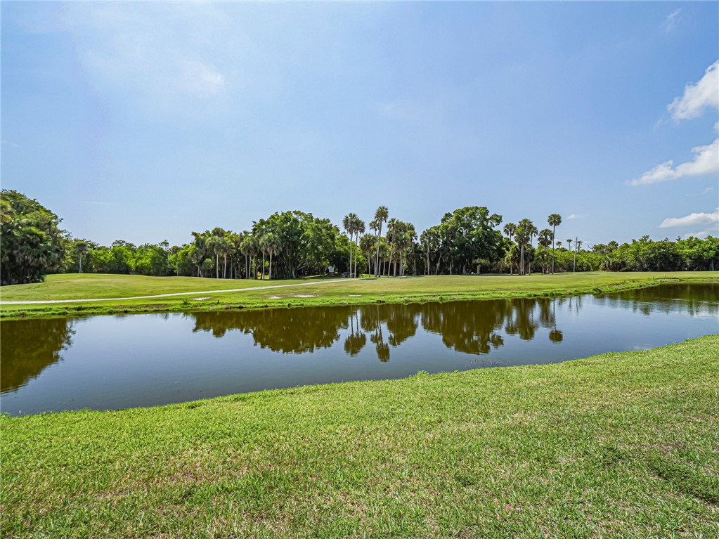 14 Vista Gardens Trail 102