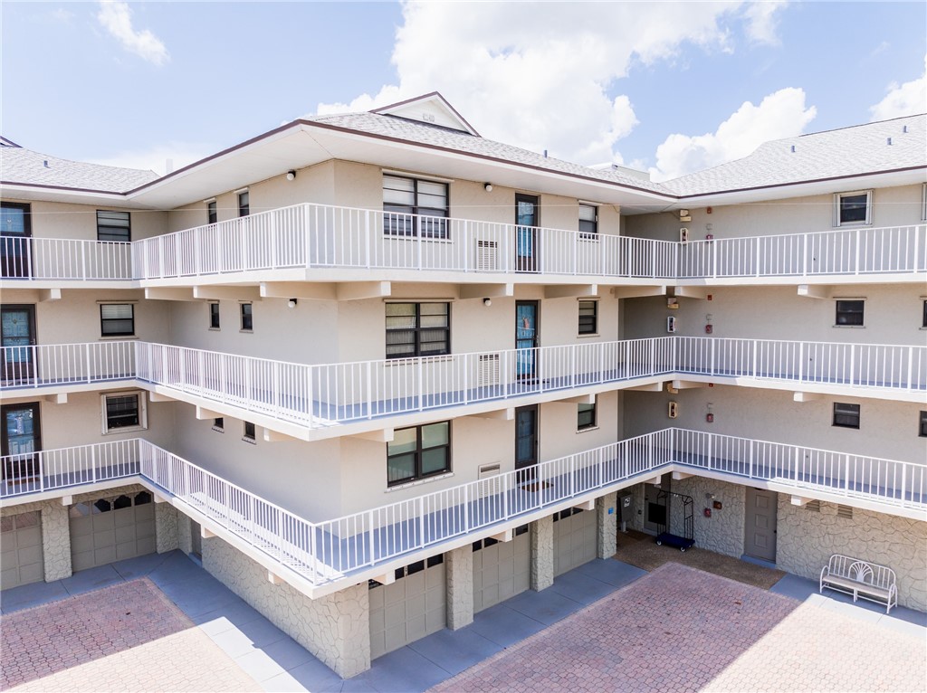 5300 Highway A1a None 412