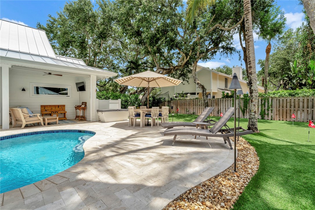 1113 Poitras Drive