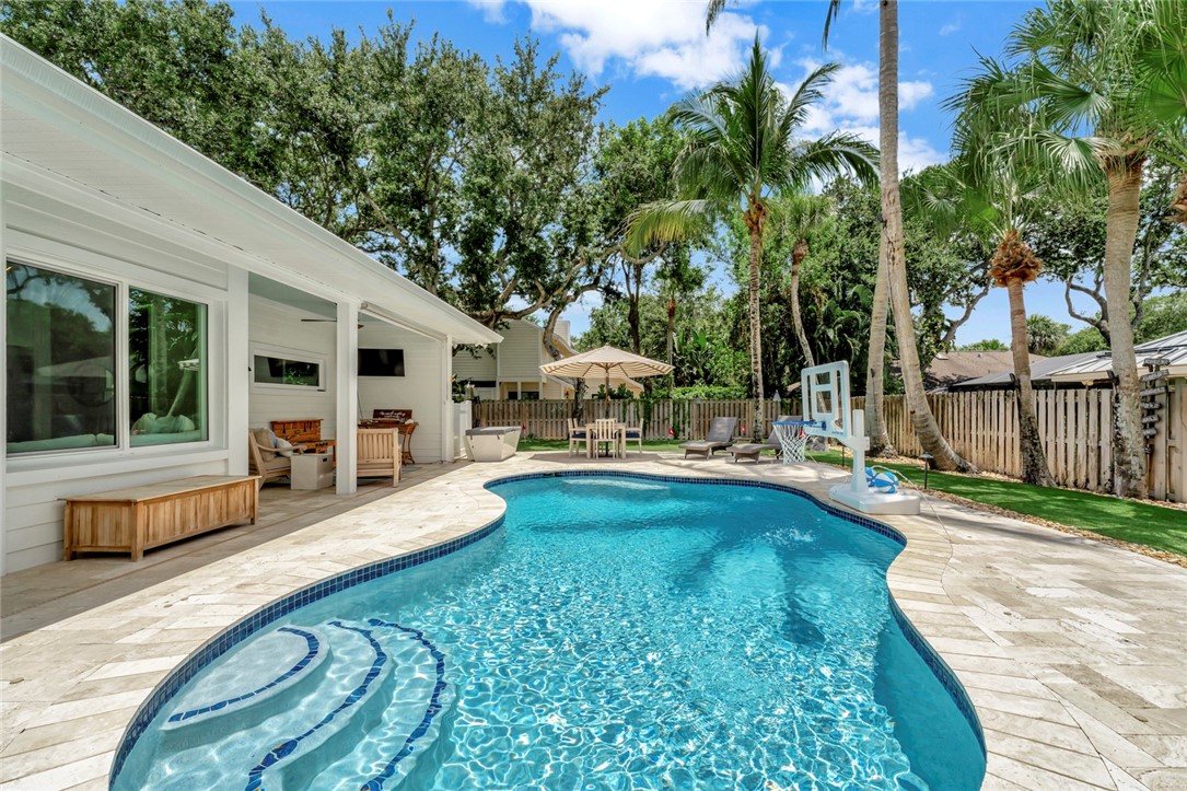 1113 Poitras Drive