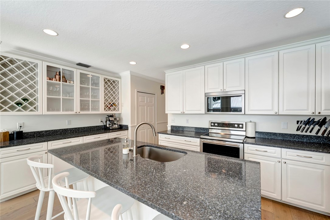 1113 Poitras Drive