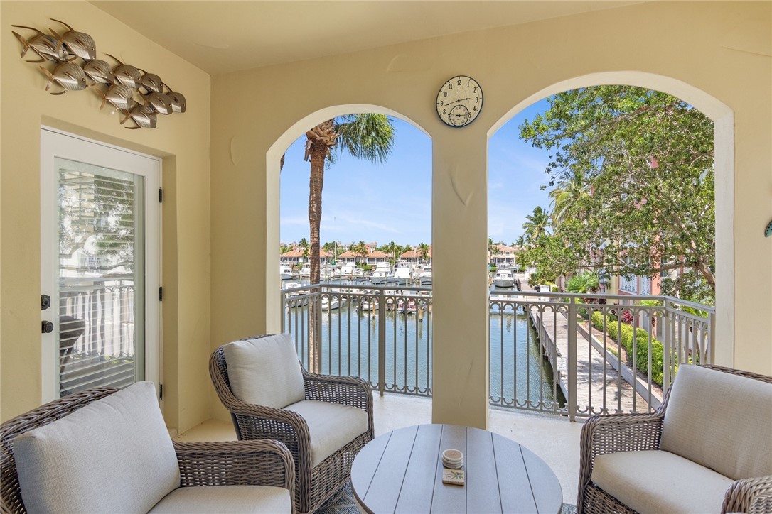 5520 N Harbor Village Drive 205