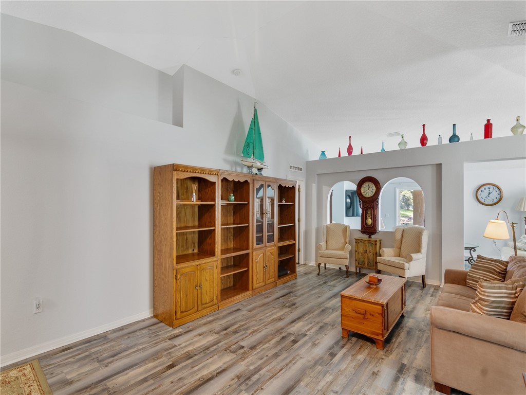 2540 12th Square SW