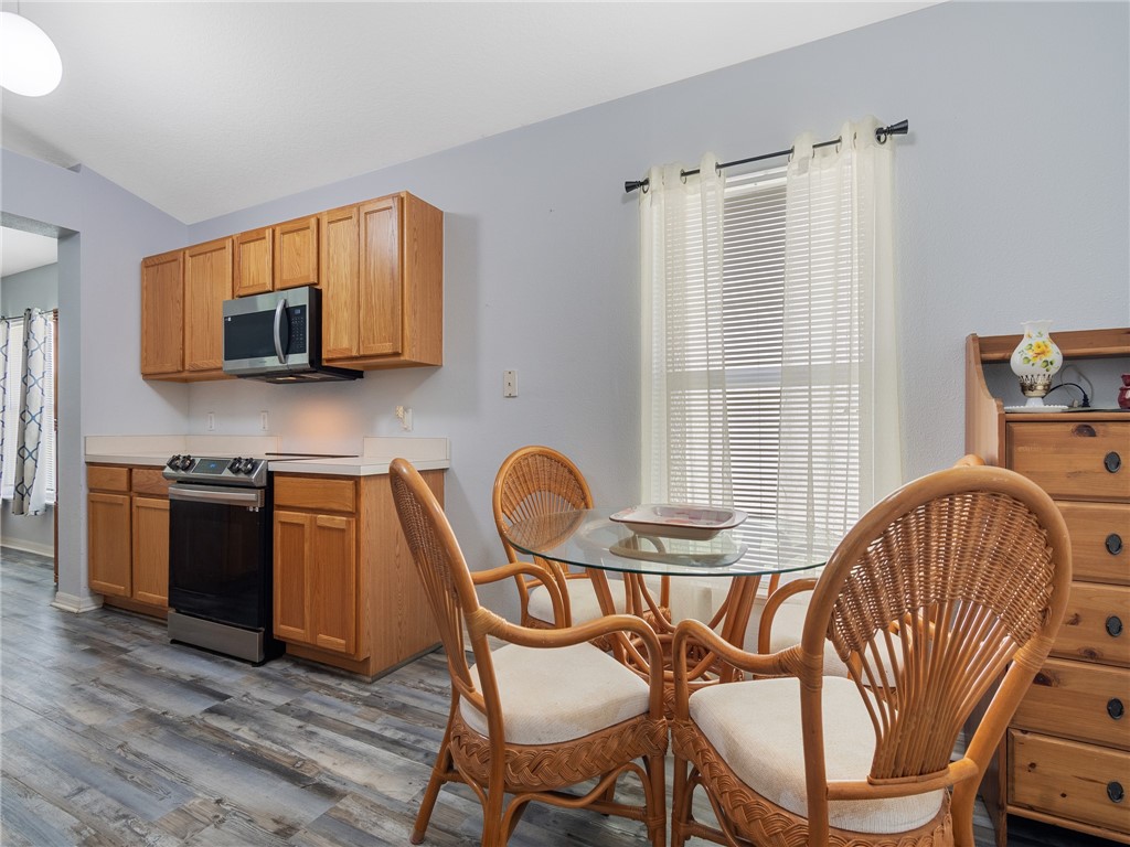 2540 12th Square SW