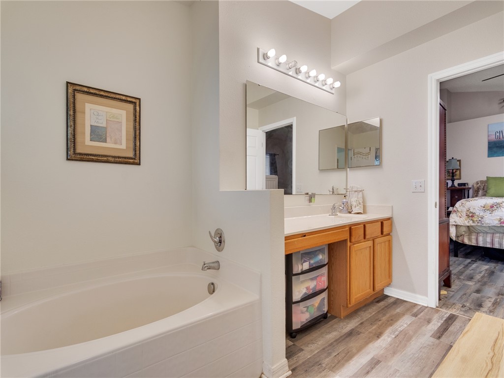 2540 12th Square SW