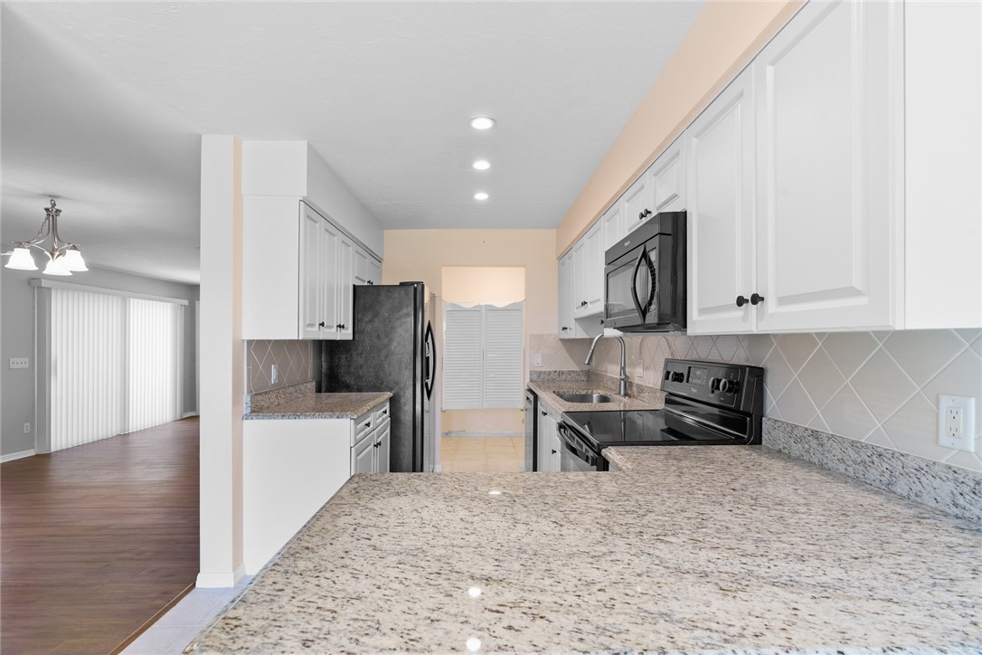 640 N Centre Court SW 102