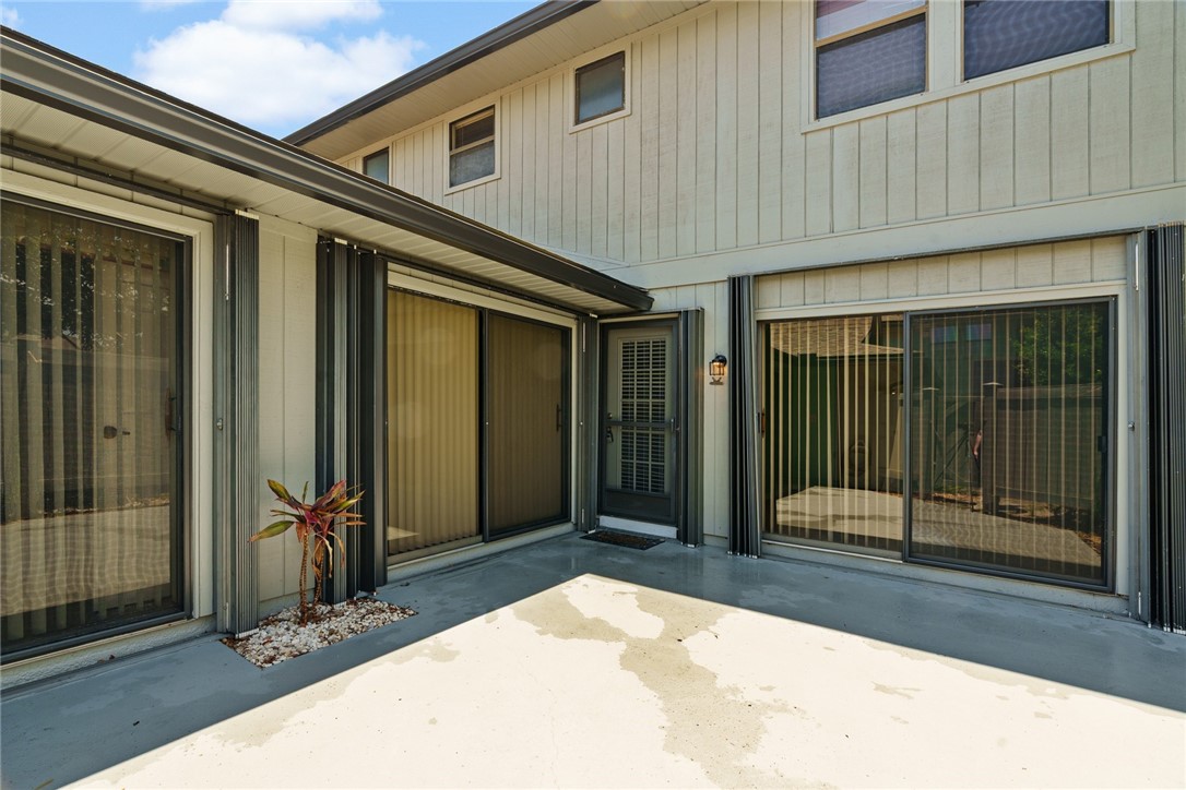 640 N Centre Court SW 102