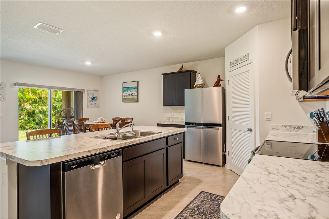 471 Midvale Terrace