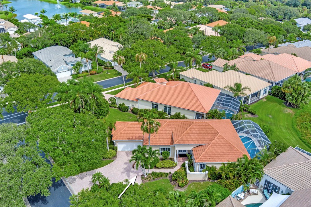 1000 Island Club Place