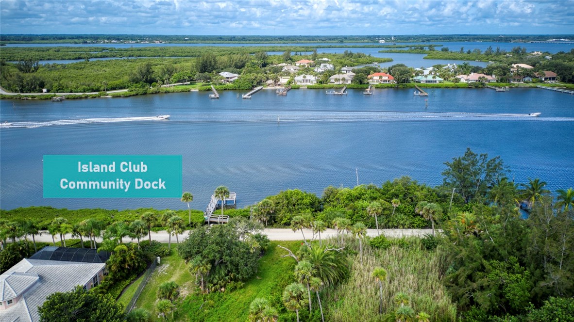1000 Island Club Place