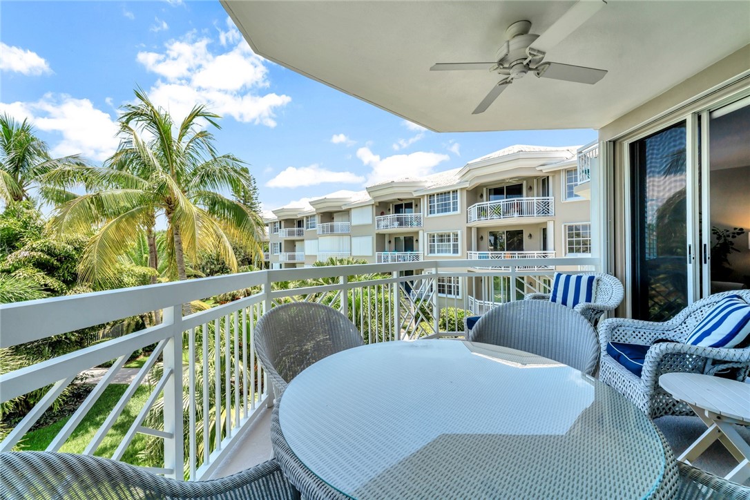 940 Turtle Cove Lane 207