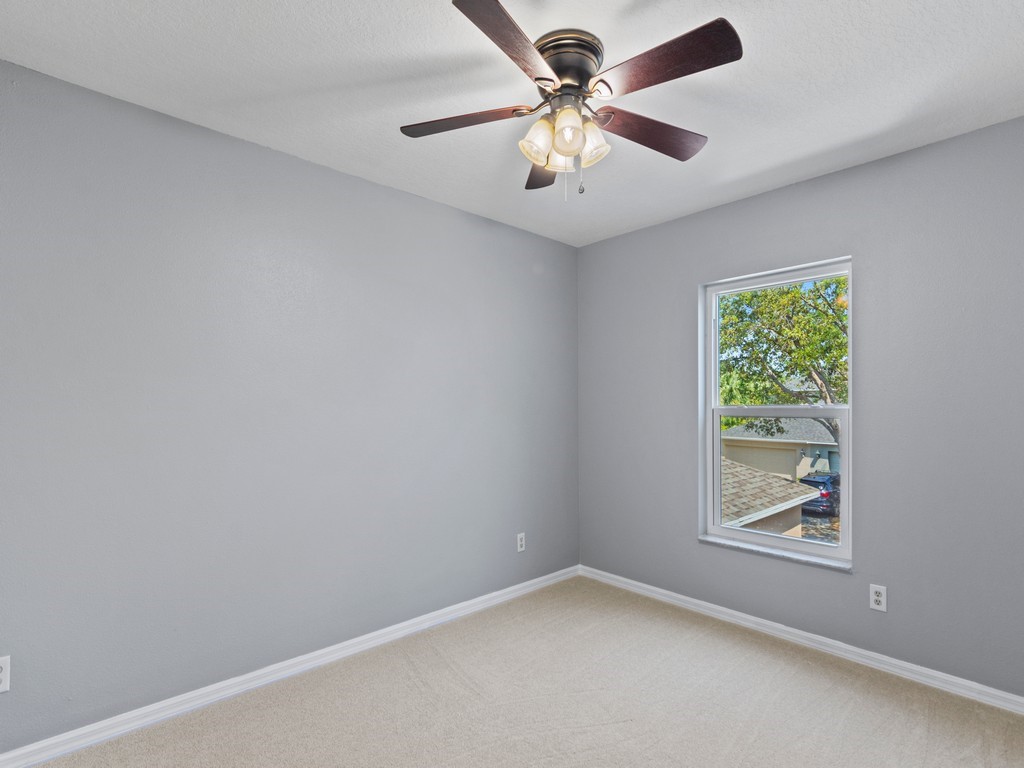 1805 Pointe West Way