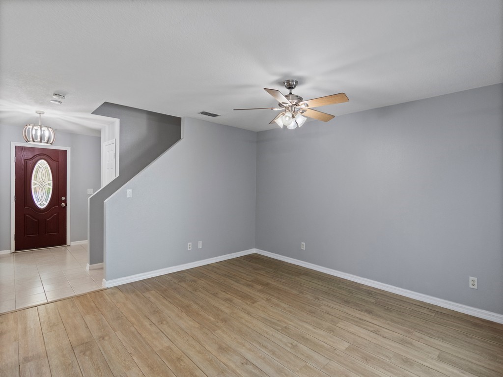 1805 Pointe West Way