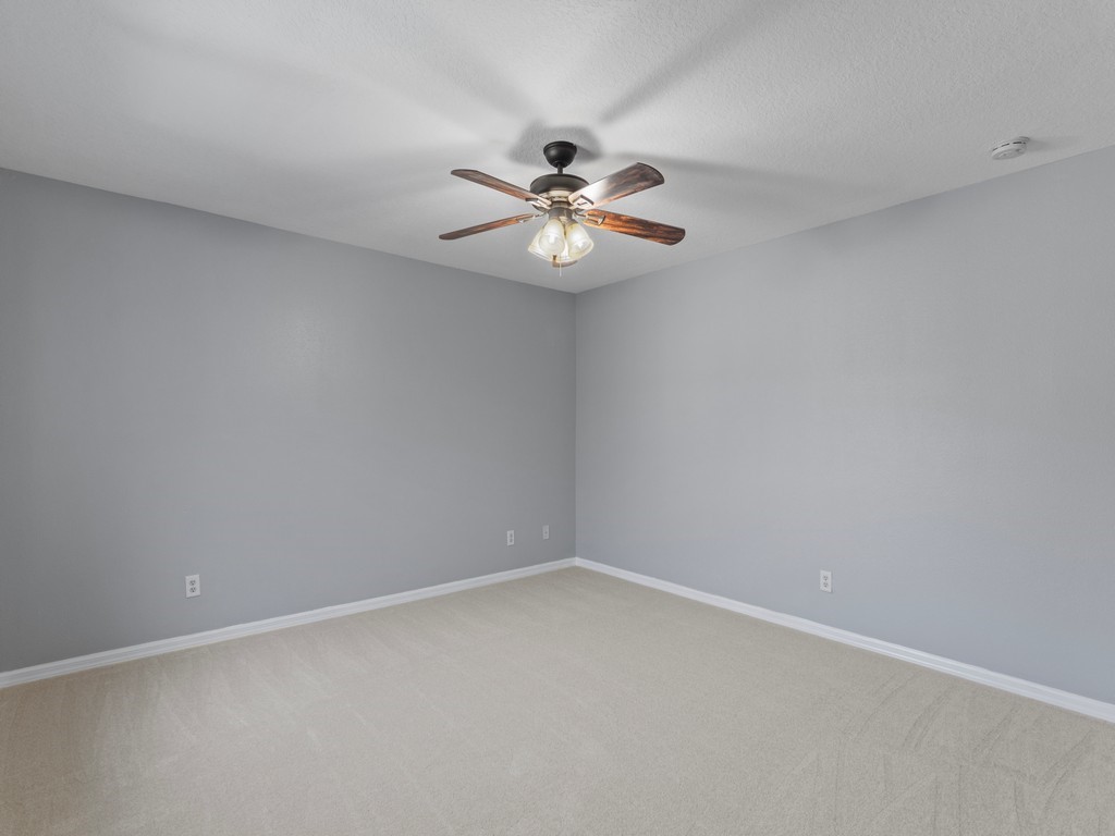 1805 Pointe West Way
