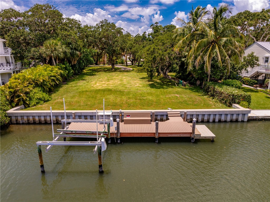 386 Live Oak Drive