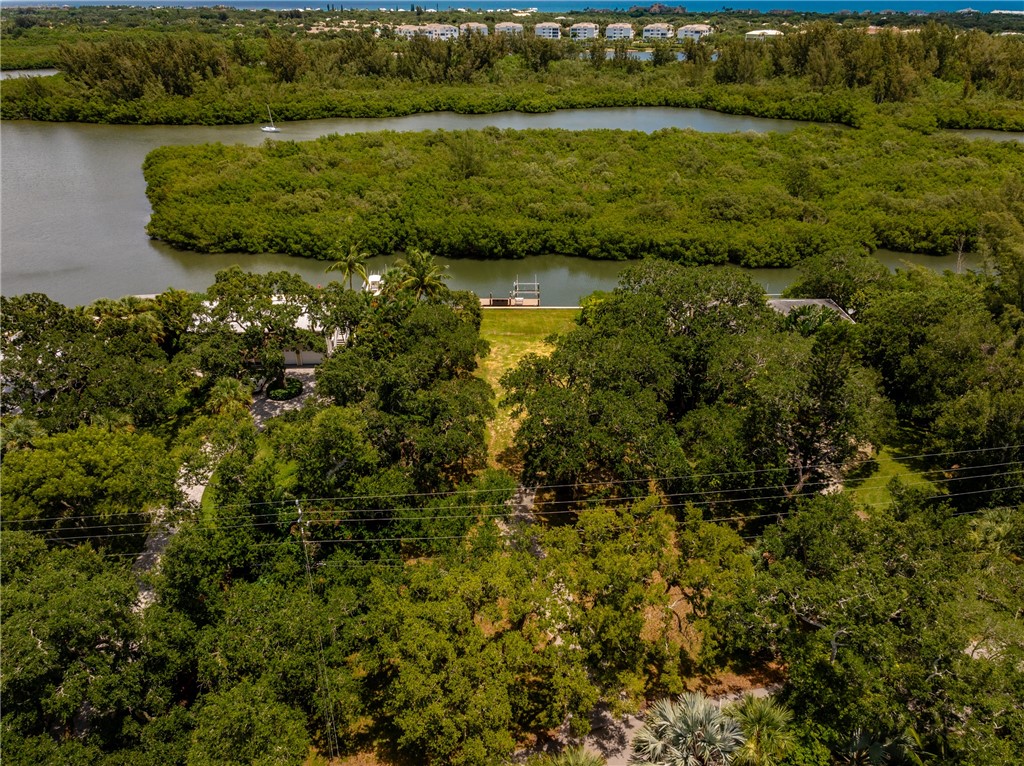 386 Live Oak Drive