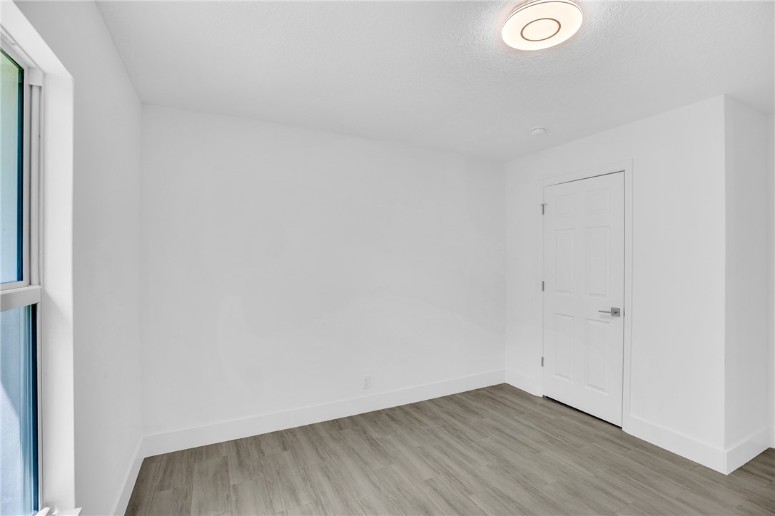 8645 95th Court