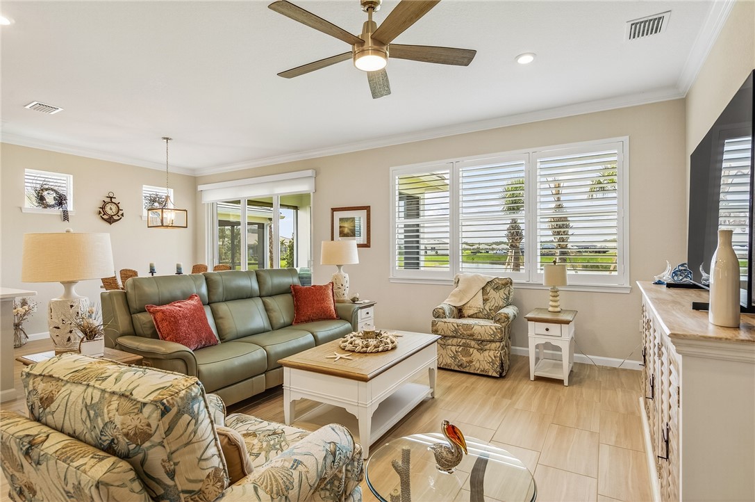 1176 Haven Circle