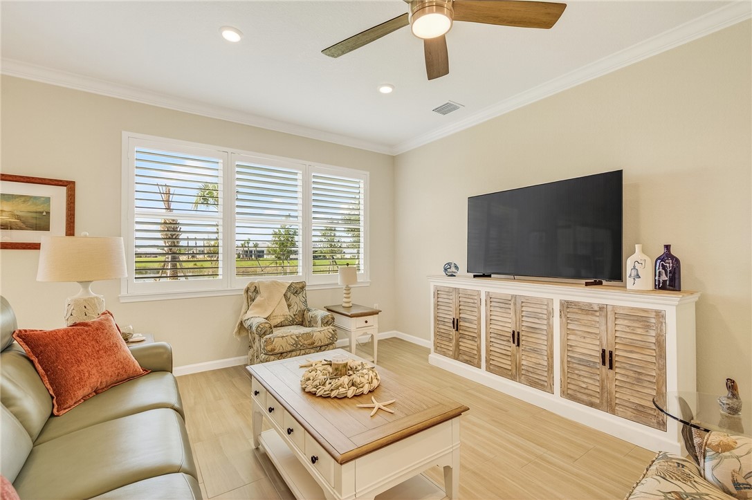 1176 Haven Circle
