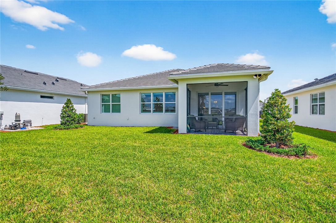 1176 Haven Circle