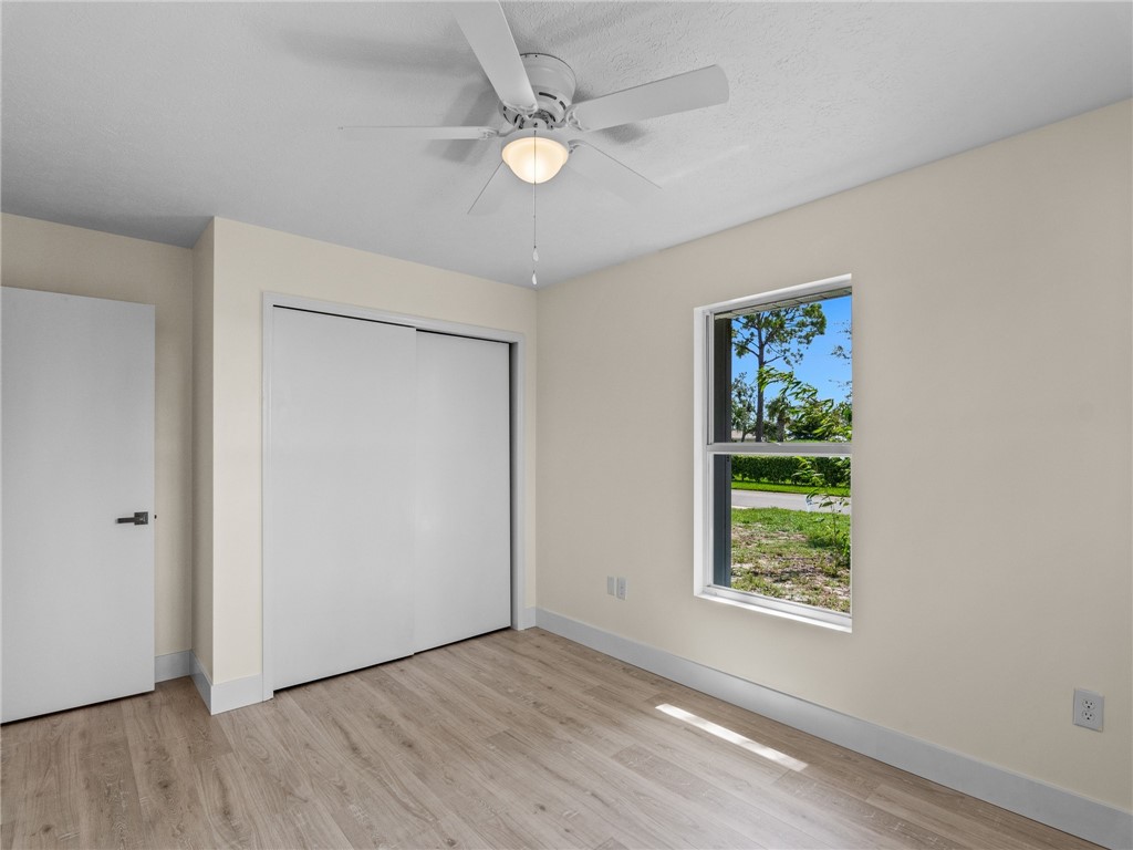 2465 6th Way SW