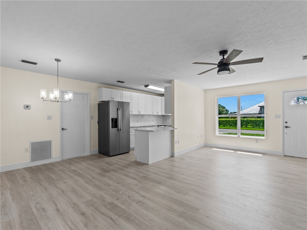 2465 6th Way SW
