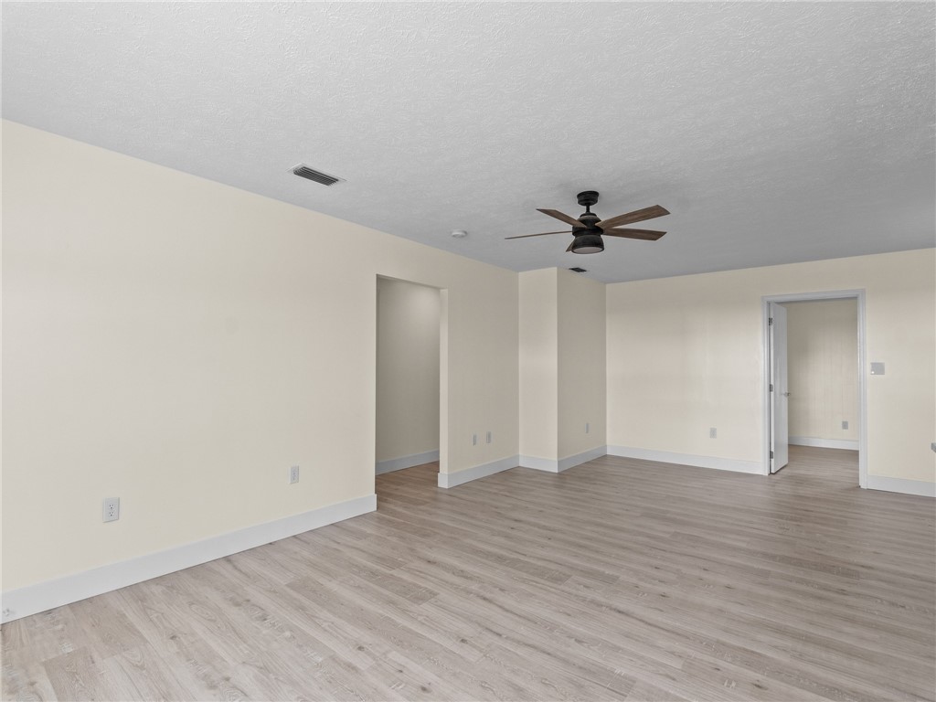 2465 6th Way SW