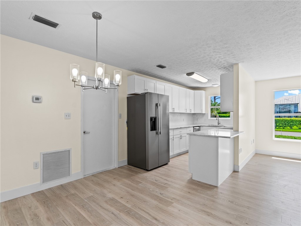 2465 6th Way SW