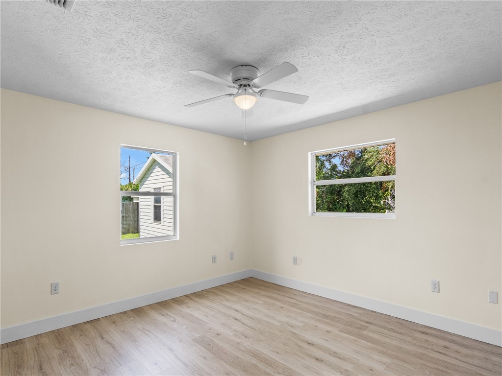 2465 6th Way SW