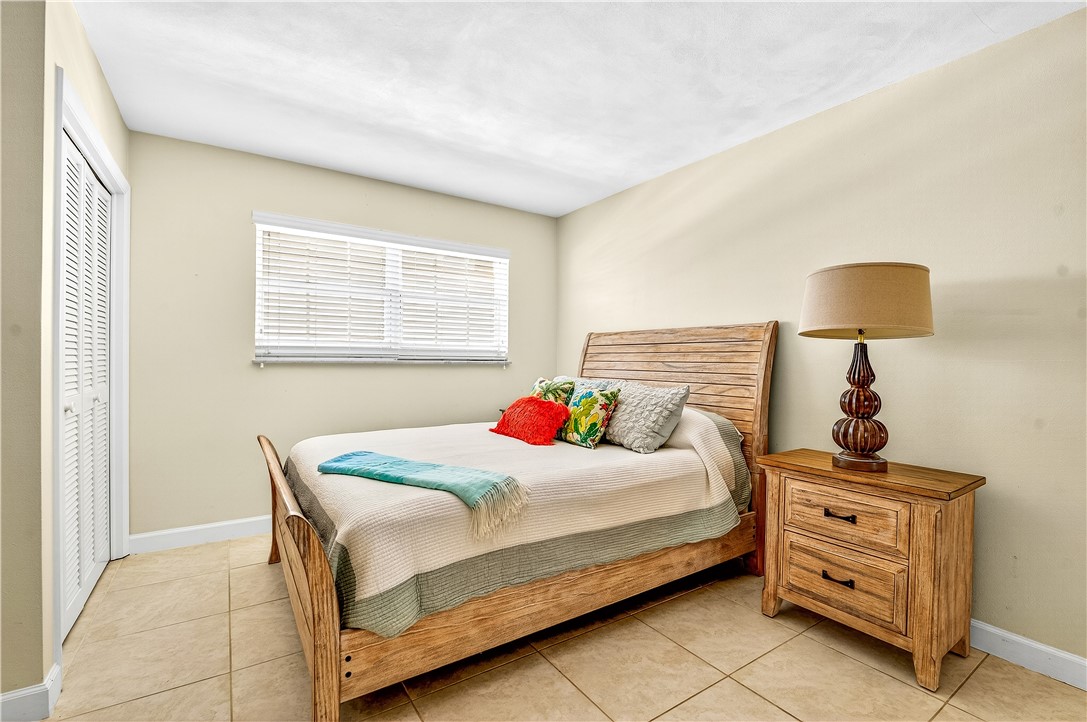 2333 Indian River Boulevard 404