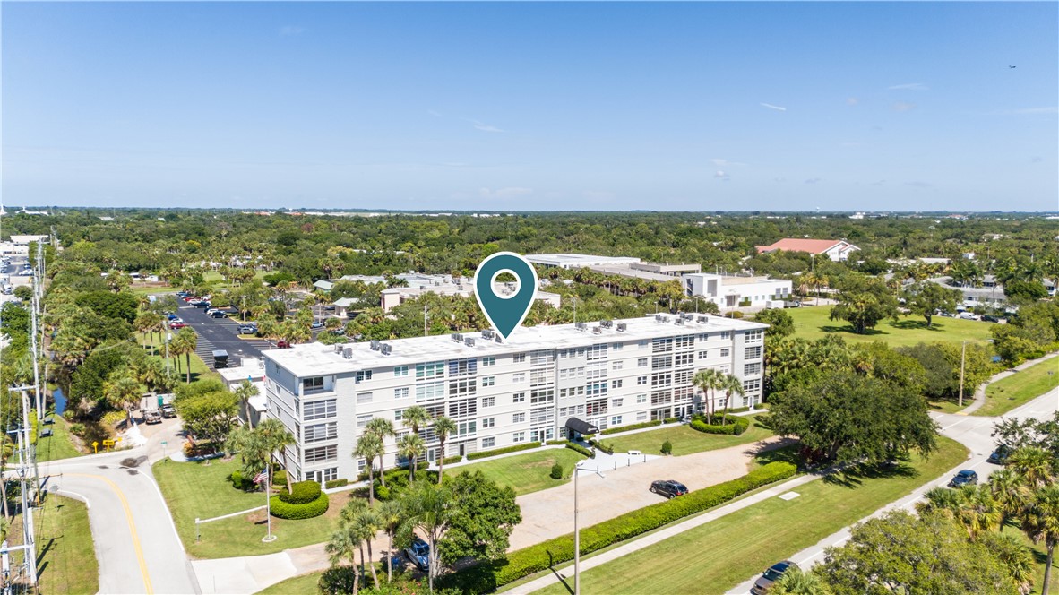 2333 Indian River Boulevard 404