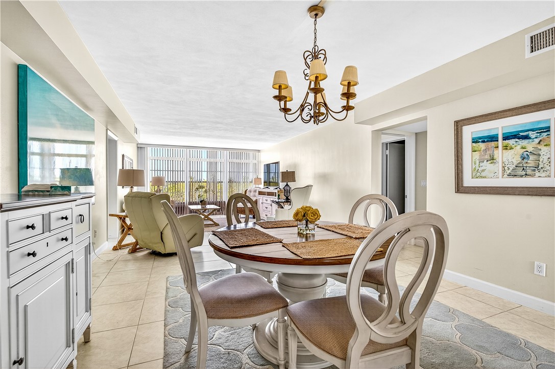 2333 Indian River Boulevard 404