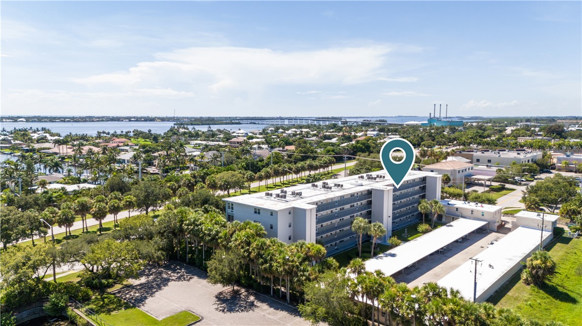 2333 Indian River Boulevard 404