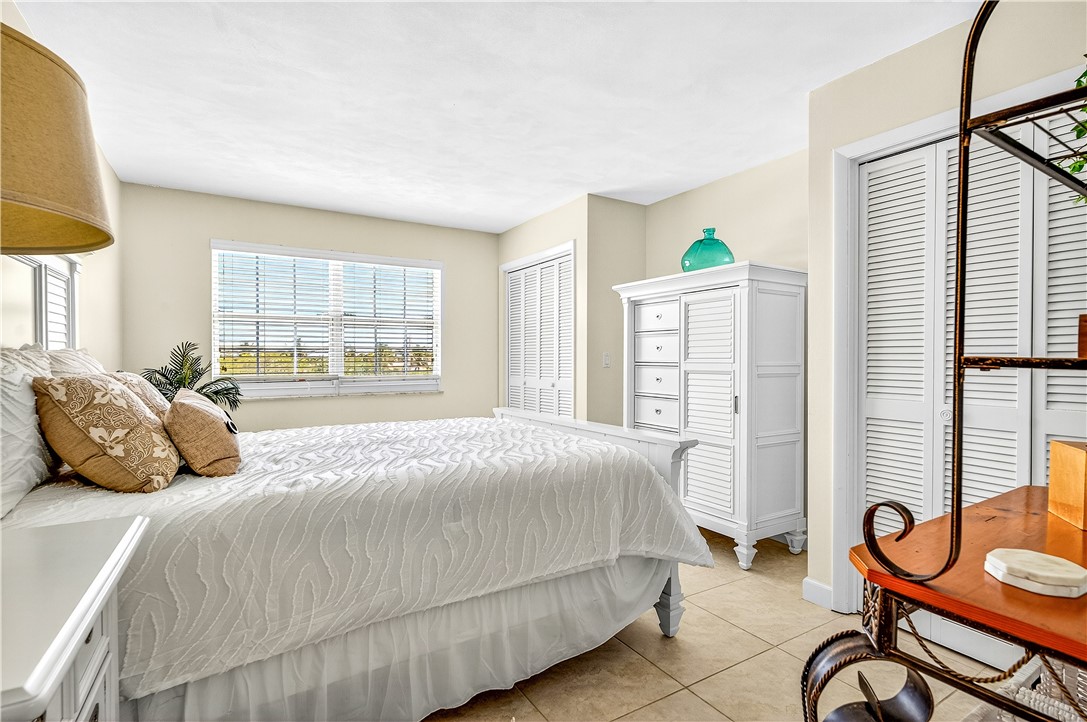 2333 Indian River Boulevard 404